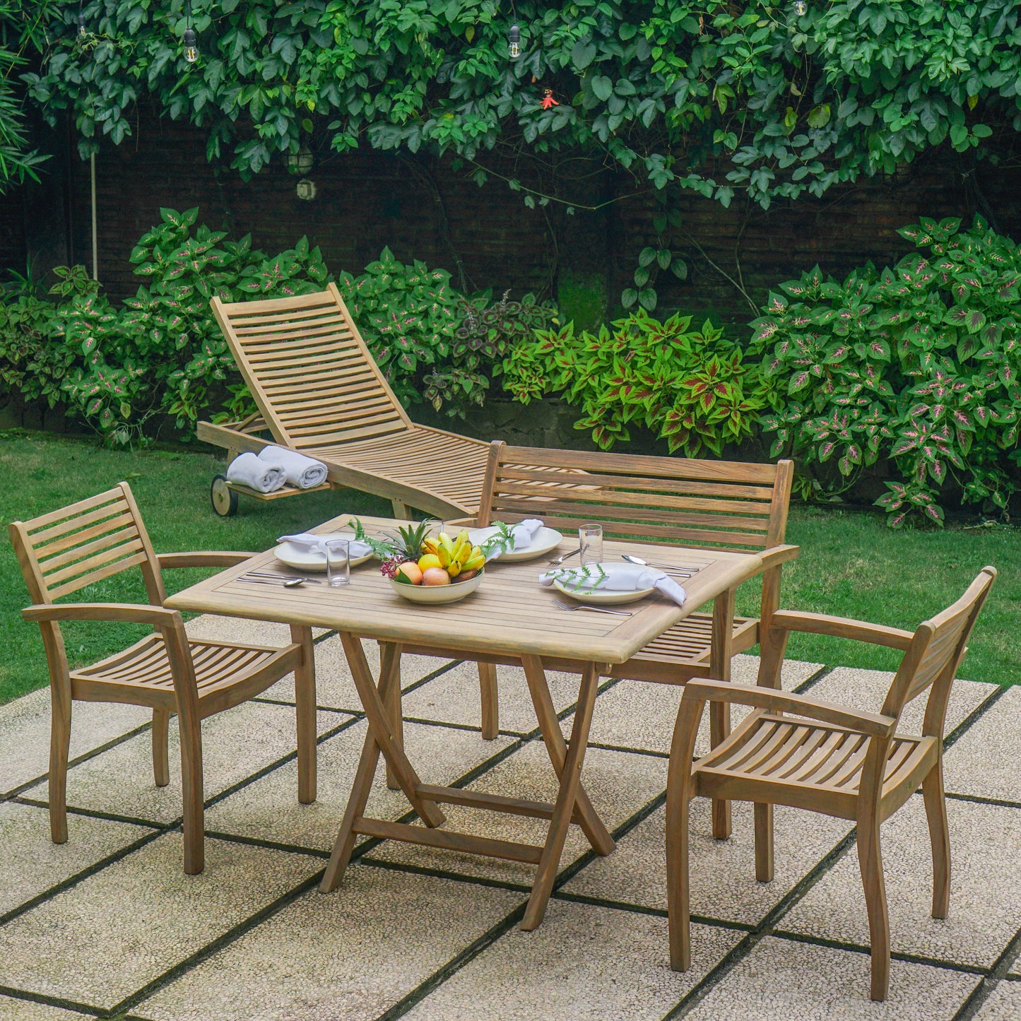 Gartentisch >Karimata< Teak klappbar 120x80cm - Grey Wash