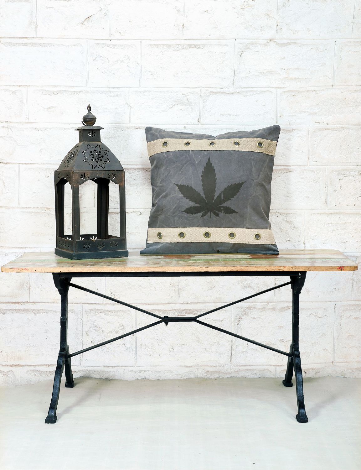 Canvas Kissen Hanfblatt mit Ösen 50x50cm - versch. Farben