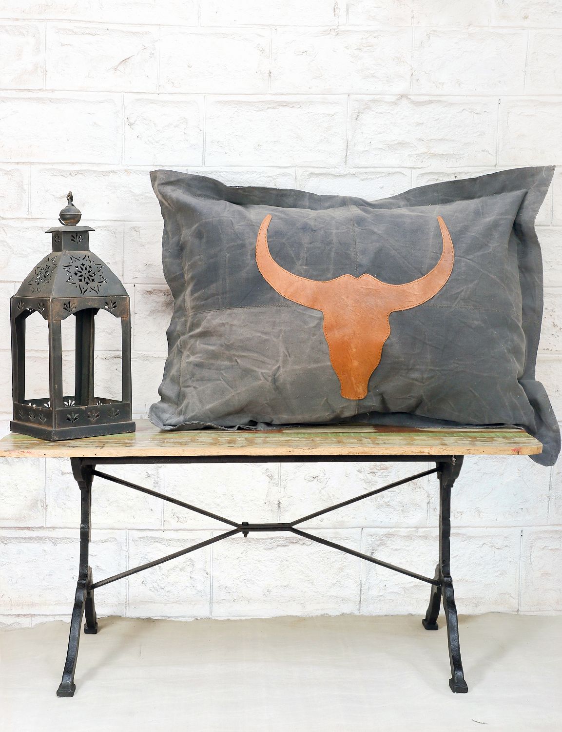 Canvas Kissen Leder Bullhead 70x100cm mit Stehsaum - versch. Farben