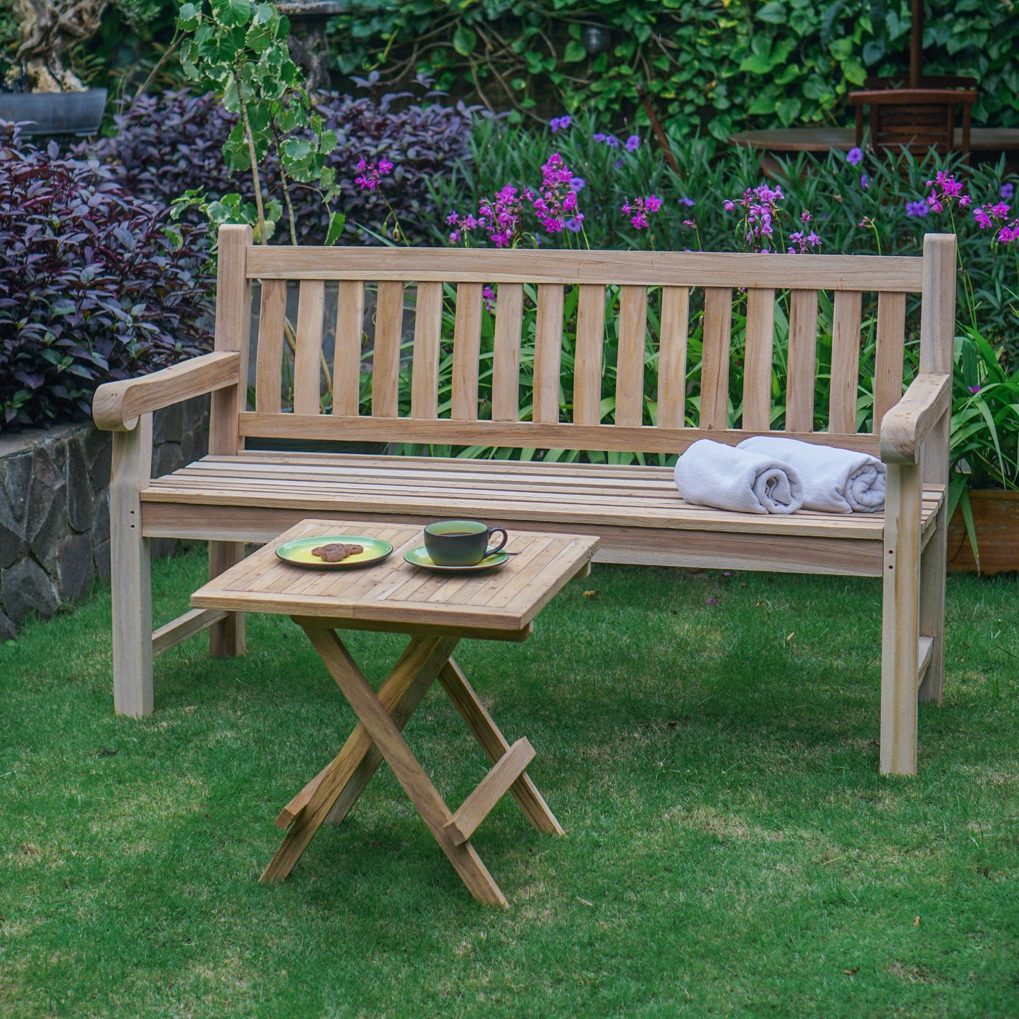 Beistelltisch >Karimata< Gartentisch Teak 50x50cm klappbar - Natur