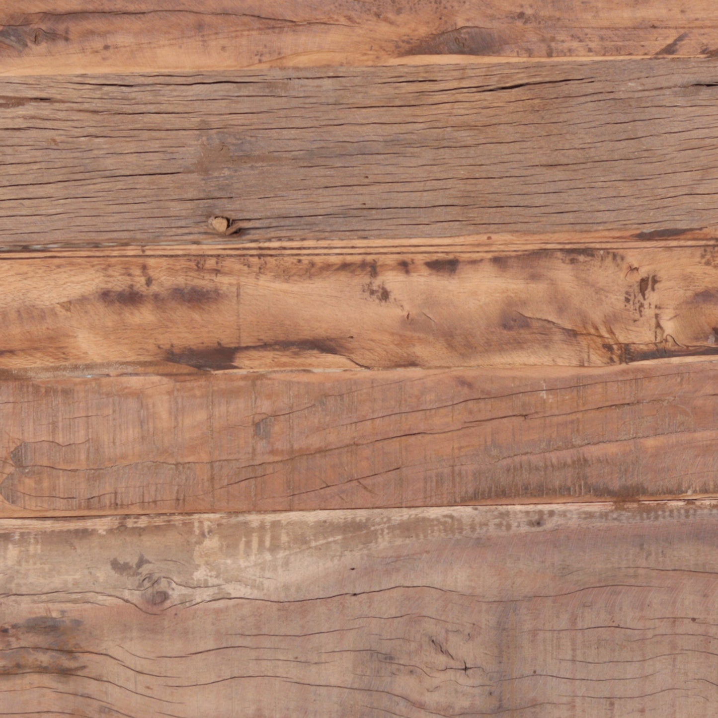 Couchtisch aus recycle Holz mit Metallfüßen