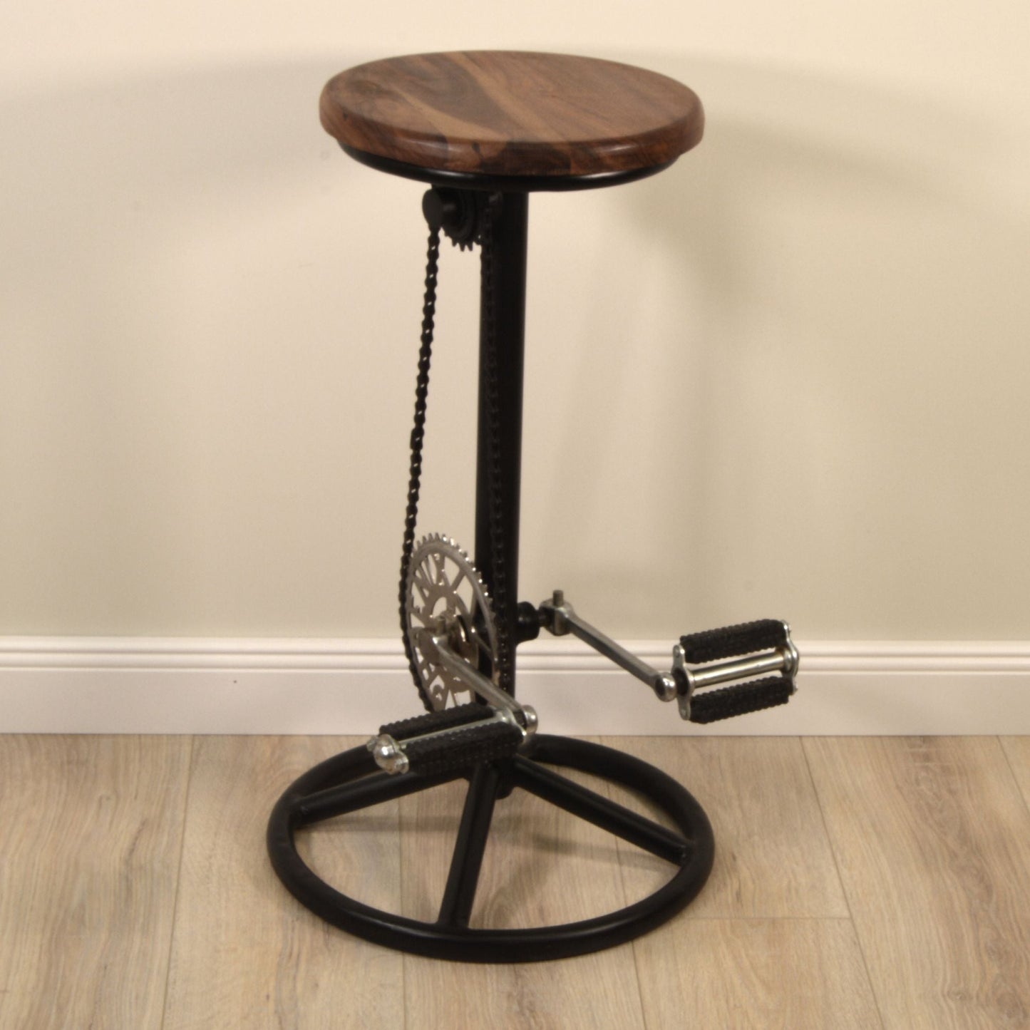 barhocker mit pedalen Barhocker Barstuhl >Cycle< aus Metall und Altholz – unikada